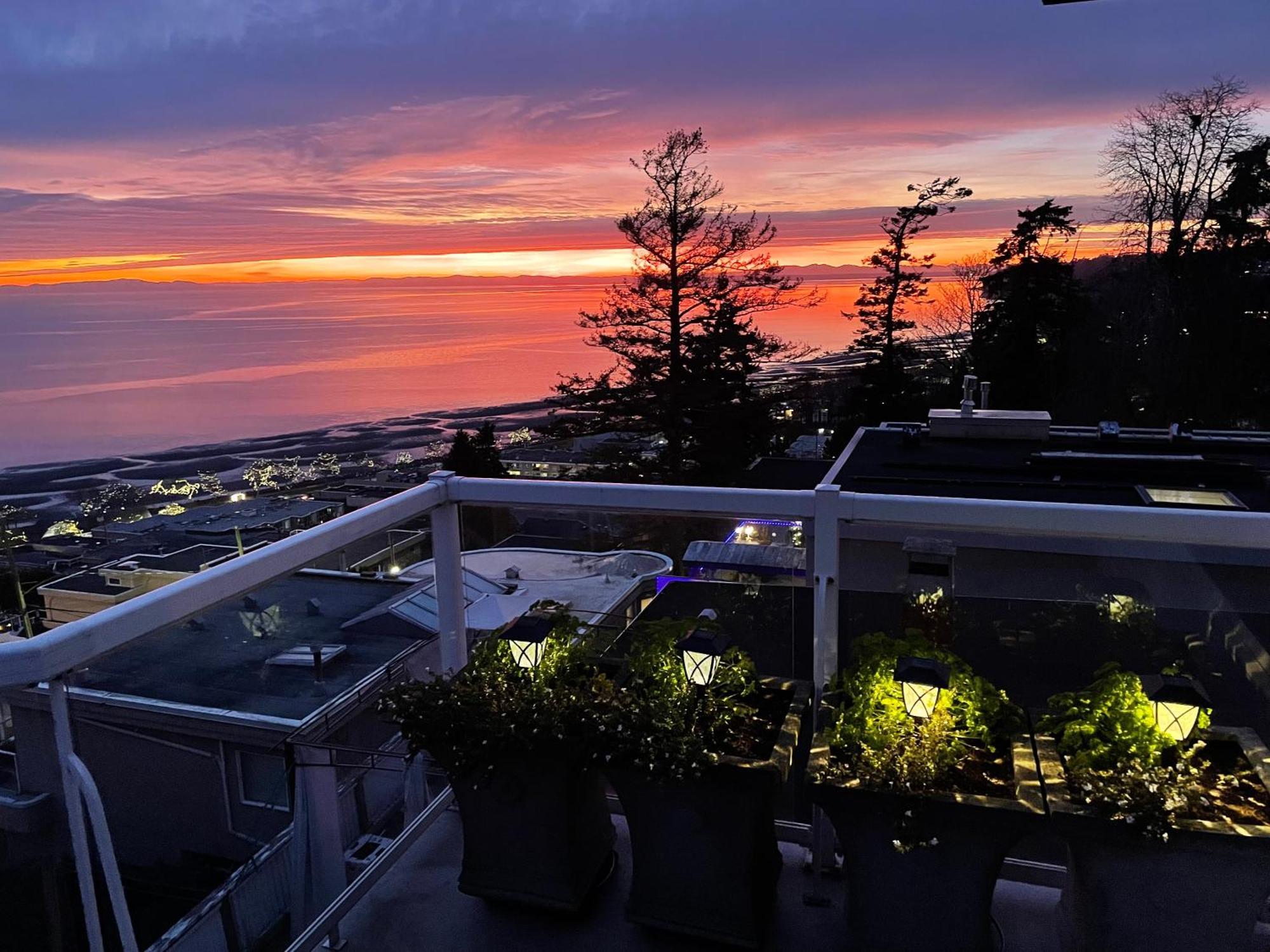 Donna'S Bed & Breakfast White Rock Esterno foto