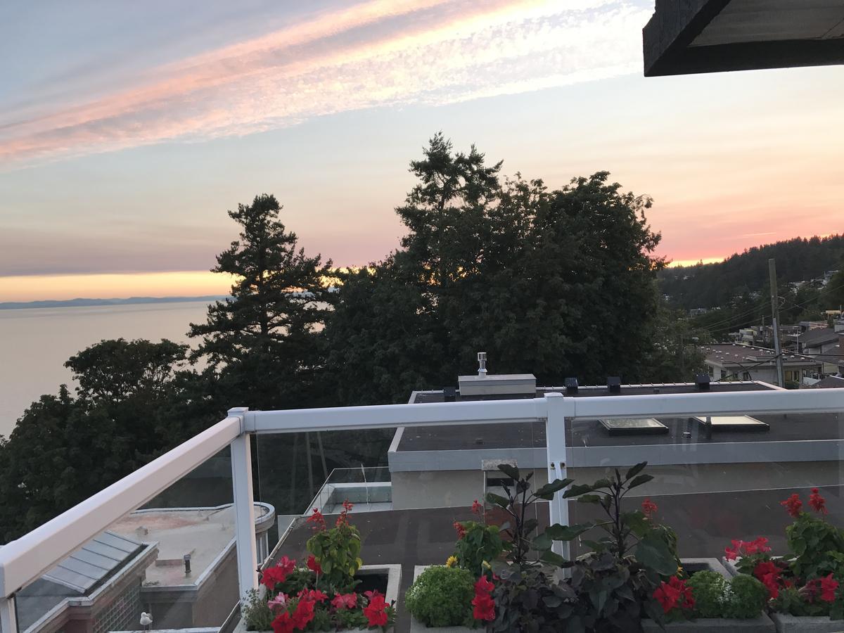 Donna'S Bed & Breakfast White Rock Esterno foto